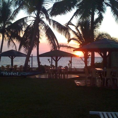 Ninnada Beach Hotel Marawila Esterno foto