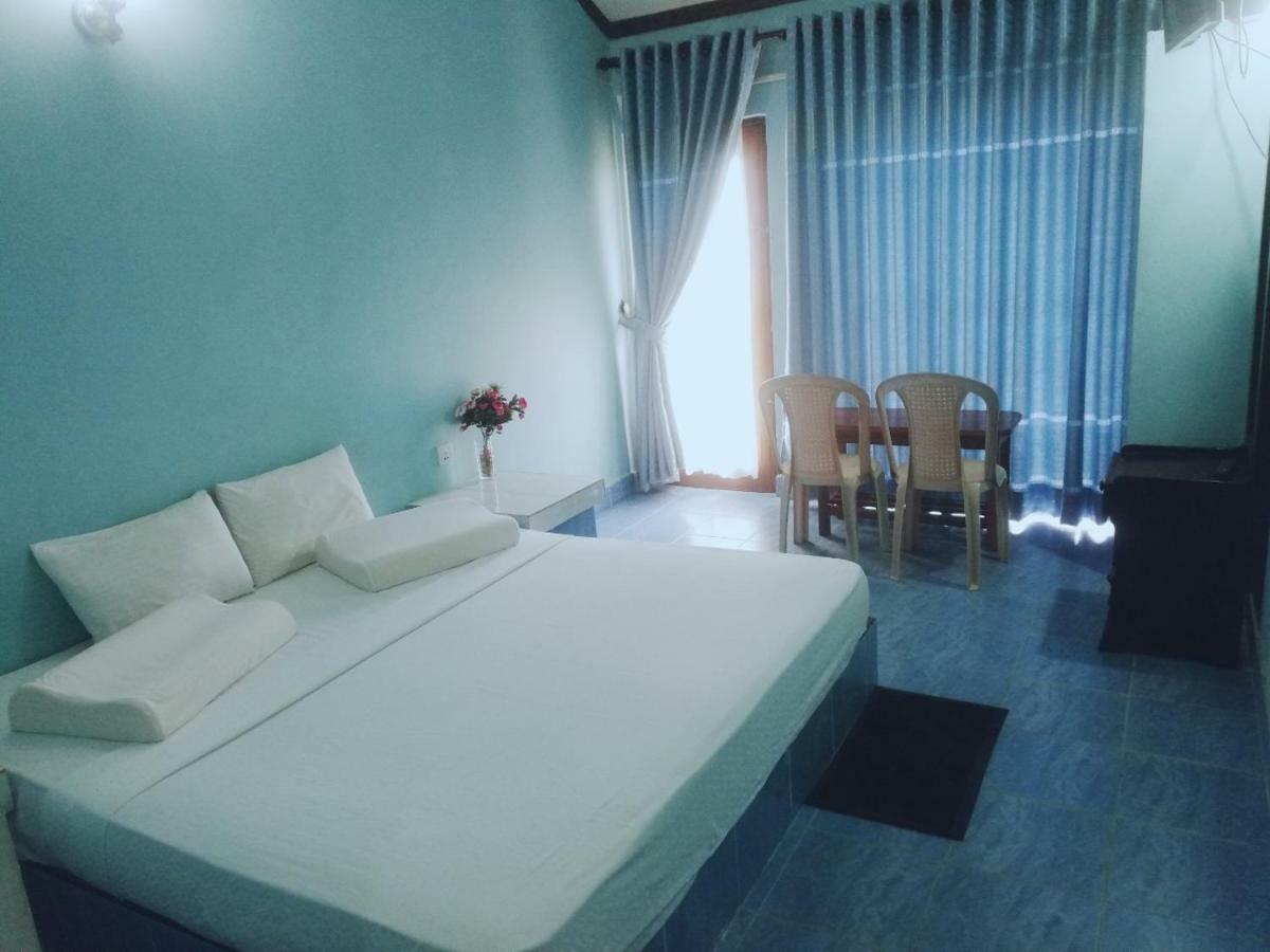 Ninnada Beach Hotel Marawila Esterno foto