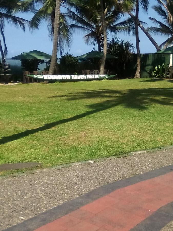 Ninnada Beach Hotel Marawila Esterno foto